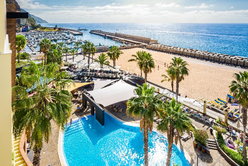 בית מלון כפרי Calheta Beach  Allinclusive  Savoy Signature