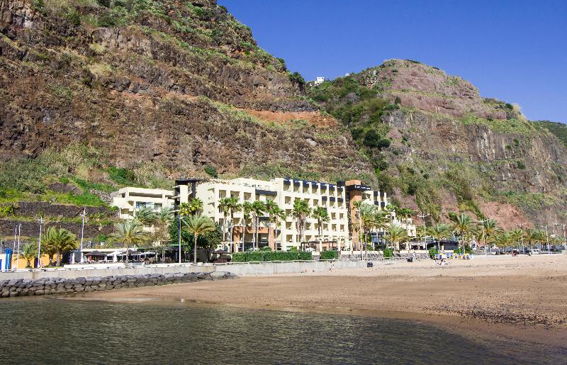 בית מלון כפרי Calheta Beach  Allinclusive  Savoy Signature