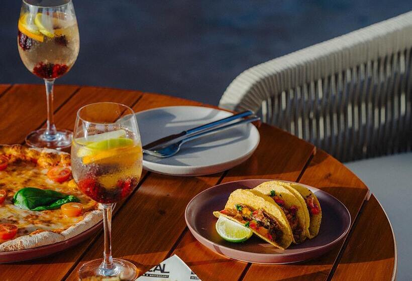 בית מלון כפרי Calheta Beach  Allinclusive  Savoy Signature