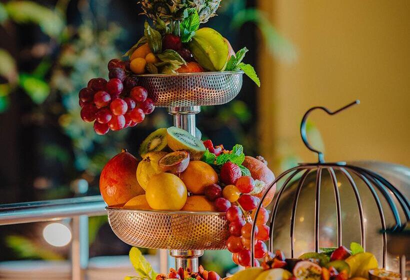 בית מלון כפרי Calheta Beach  Allinclusive  Savoy Signature