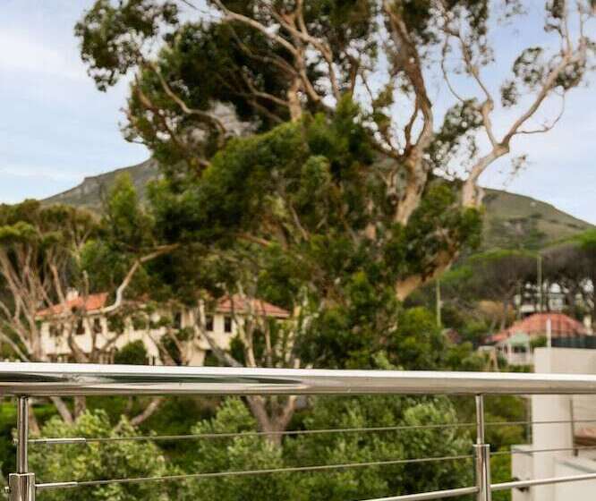 فندق Camps Bay Retreat