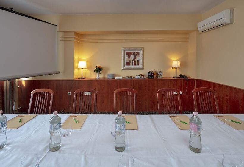 בית מלון כפרי Charles