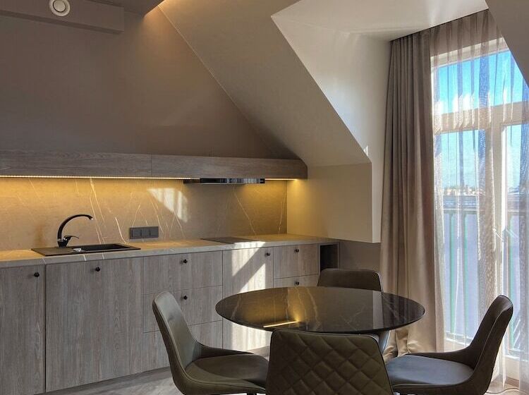 Conti Hotel Vilnius, Conference Centre, Restaurant & Bar