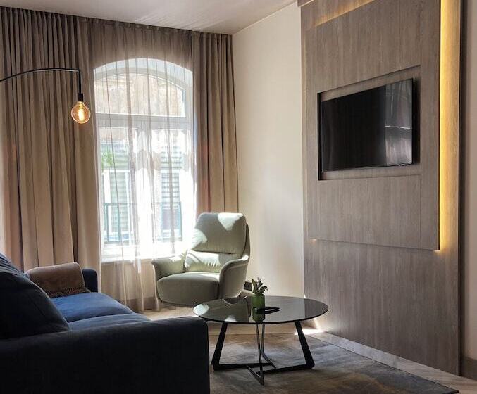 Conti Hotel Vilnius, Conference Centre, Restaurant & Bar