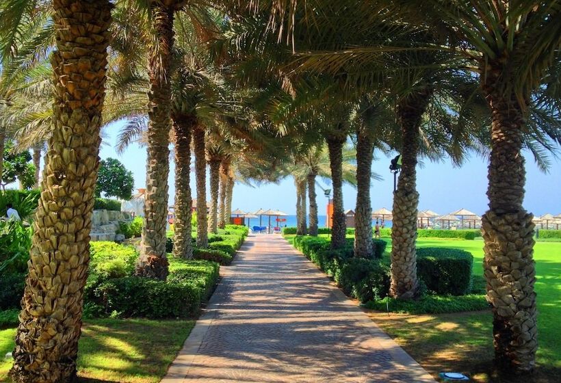 هتل Coral Beach Resort Sharjah