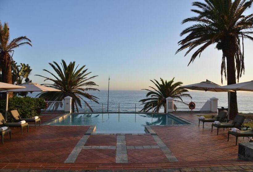 Courtyard Hotel Gqeberha