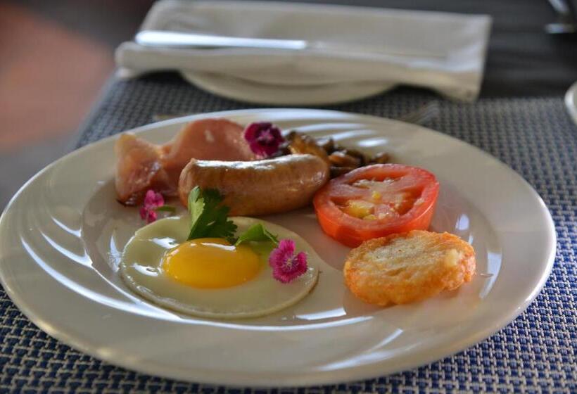 Courtyard Hotel Gqeberha