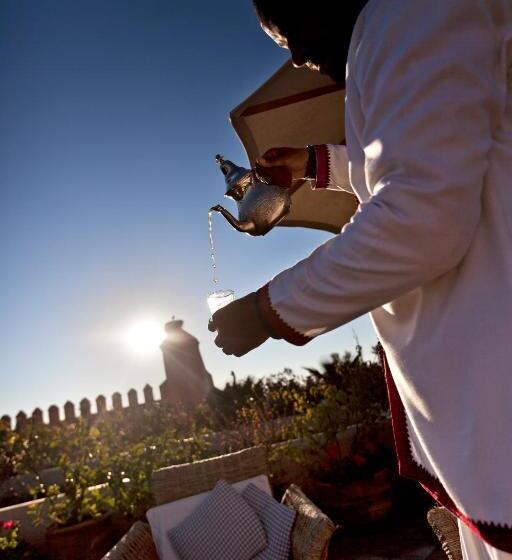 ホテル Dar Les Cigognes