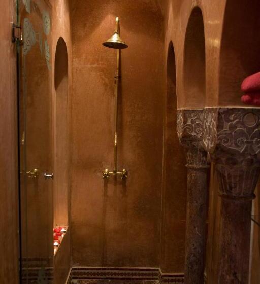 ホテル Dar Les Cigognes