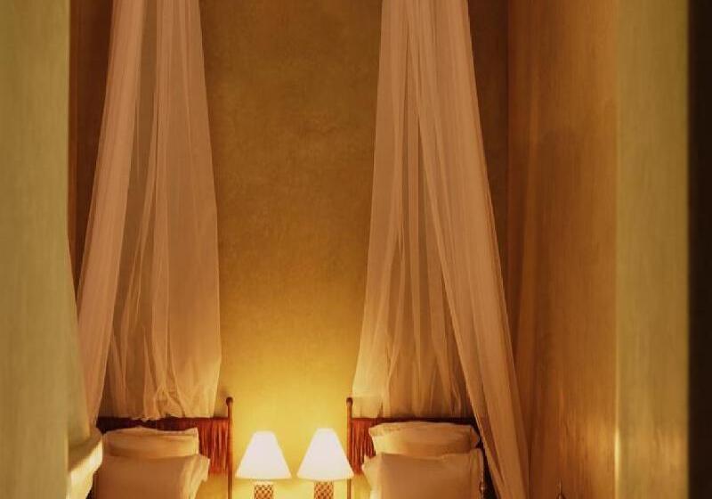 ホテル Dar Les Cigognes