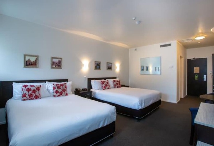 هتل Distinction New Plymouth