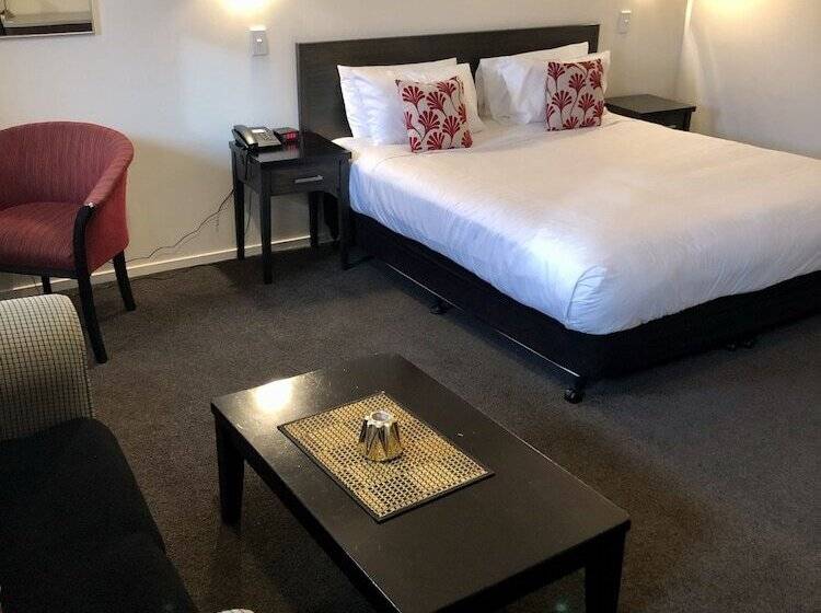 هتل Distinction New Plymouth