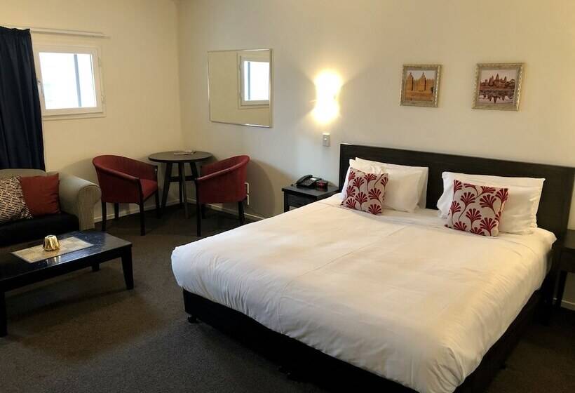 هتل Distinction New Plymouth