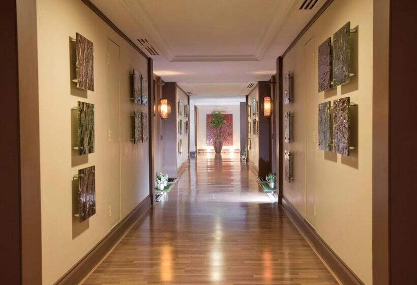 ホテル Dorsett Grand Subang