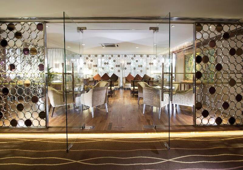 ホテル Dorsett Grand Subang