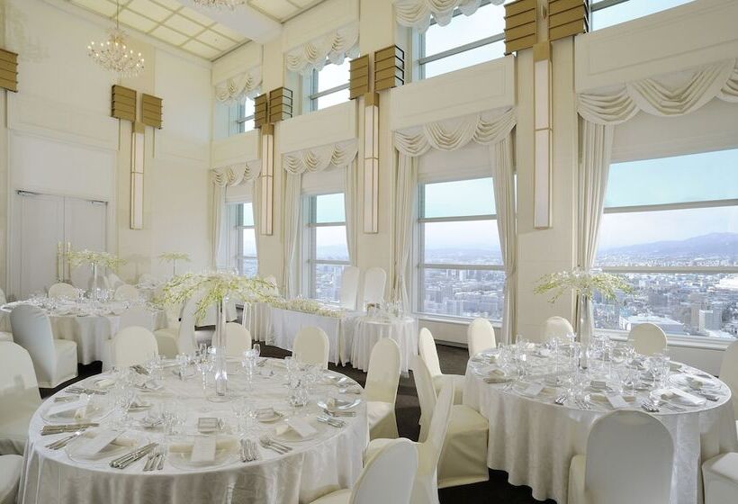 Отель Emisia Sapporo