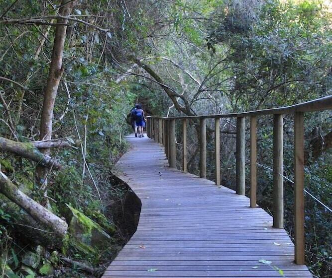 ホテル Far Hills Country