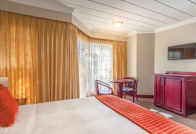 בית מלון כפרי Glenburn Lodge & Spa