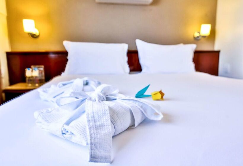 ホテル Golden Tulip Goiania Address