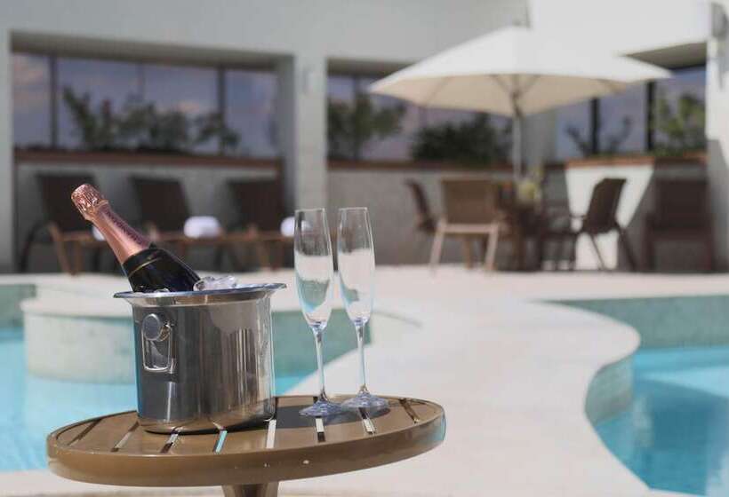 ホテル Golden Tulip Goiania Address