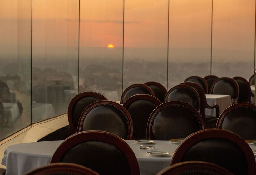 هتل Hilton Cairo Grand Nile