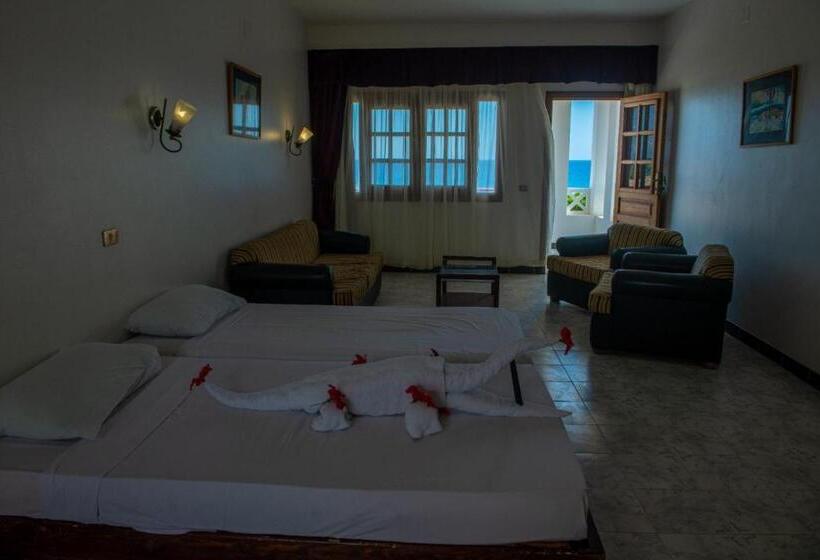 هتل Happy Life Village Dahab