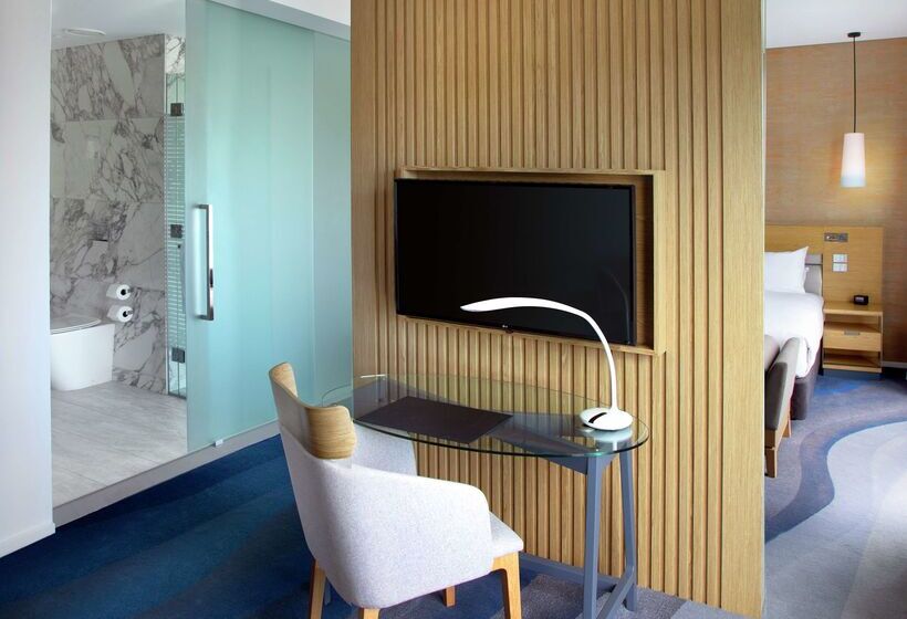 هتل Hilton Auckland