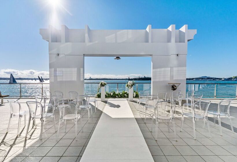 هتل Hilton Auckland