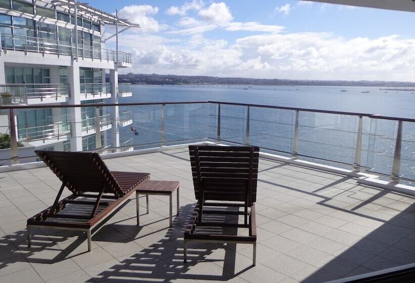 هتل Hilton Auckland