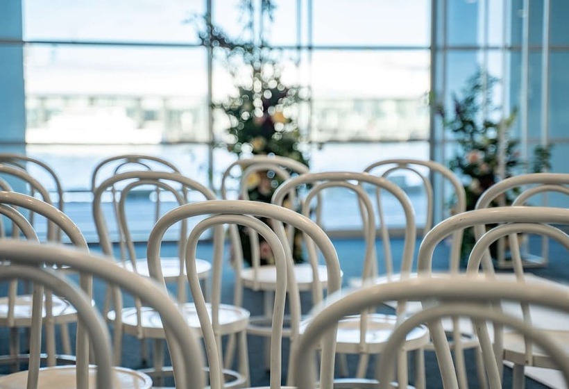 هتل Hilton Auckland