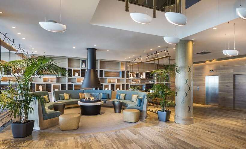 هتل Hilton Auckland