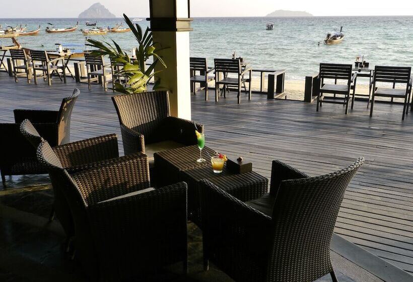 فندق Phi Phi Holiday Resort