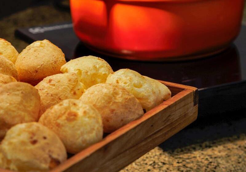 Отель Ibis Belo Horizonte Liberdade