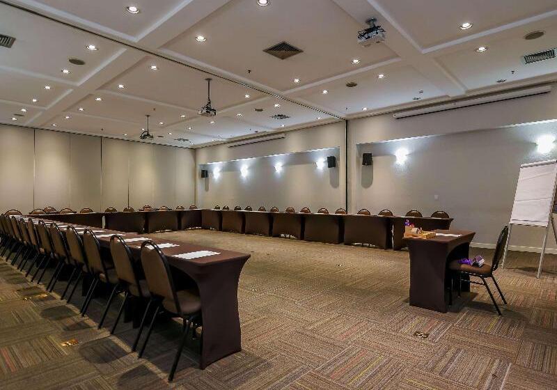 Отель Ibis Guarulhos Aeroporto