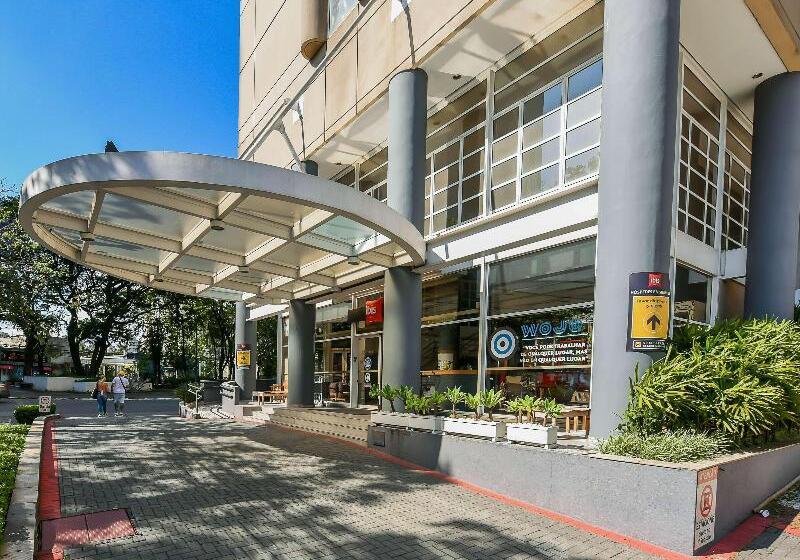 Отель Ibis Guarulhos Aeroporto