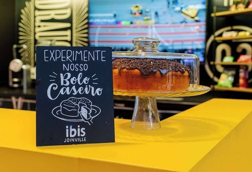 ホテル Ibis Joinville