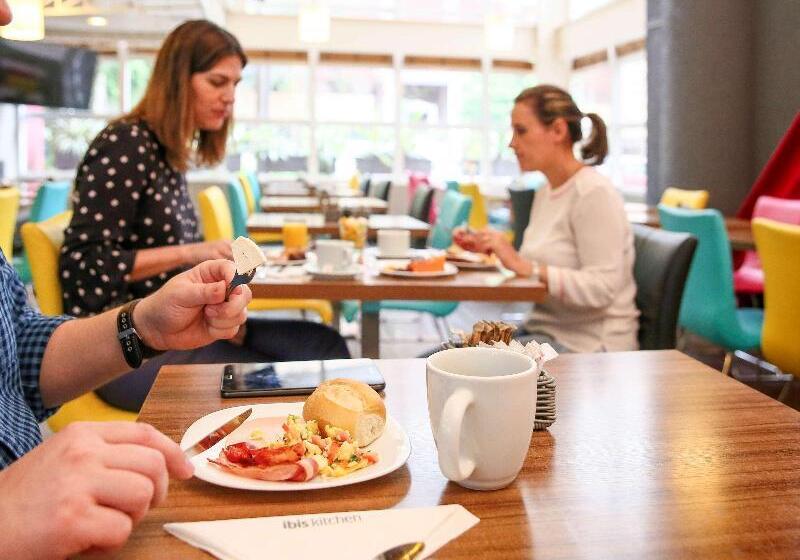 בית מלון כפרי Ibis Maringa