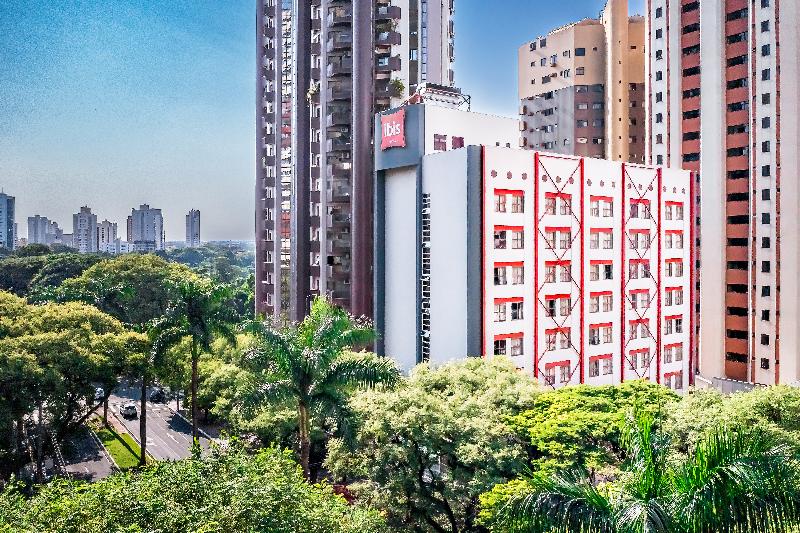 בית מלון כפרי Ibis Maringa