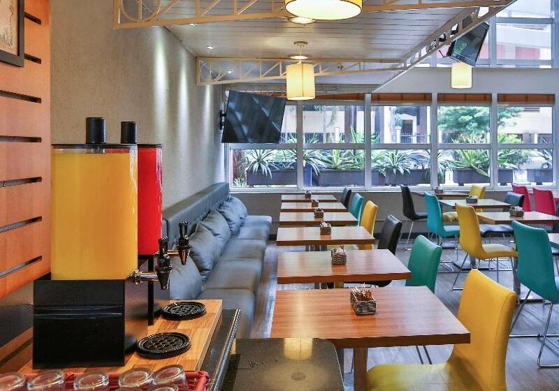 בית מלון כפרי Ibis Maringa