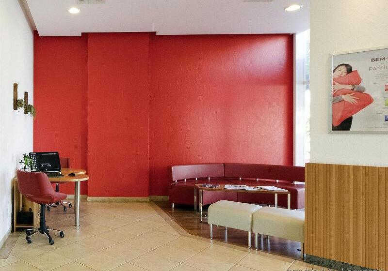 בית מלון כפרי Ibis Vitoria Praia Do Canto