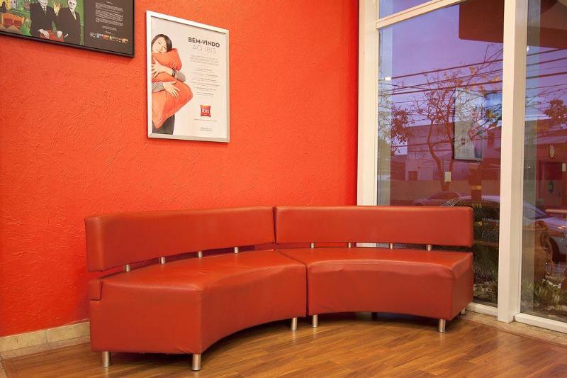 בית מלון כפרי Ibis Vitoria Praia Do Canto