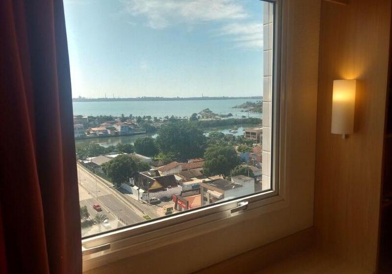 בית מלון כפרי Ibis Vitoria Praia Do Canto