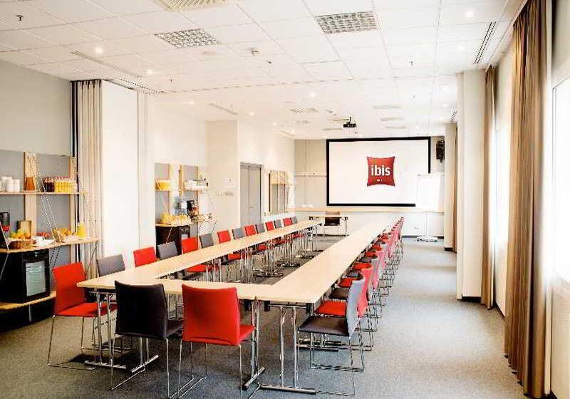 فندق Ibis Warszawa Stare Miasto