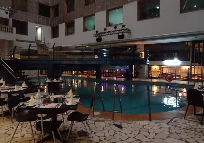 هتل Ira By Orchid Mumbai T 2 International Airport