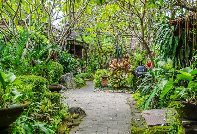 호텔 Jogja Village