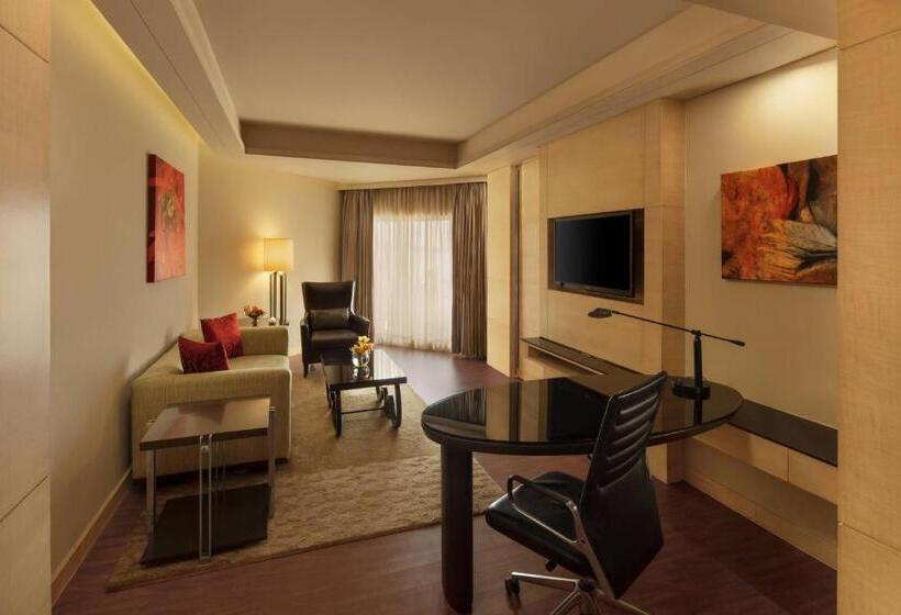 هتل Jw Marriott Mumbai Juhu