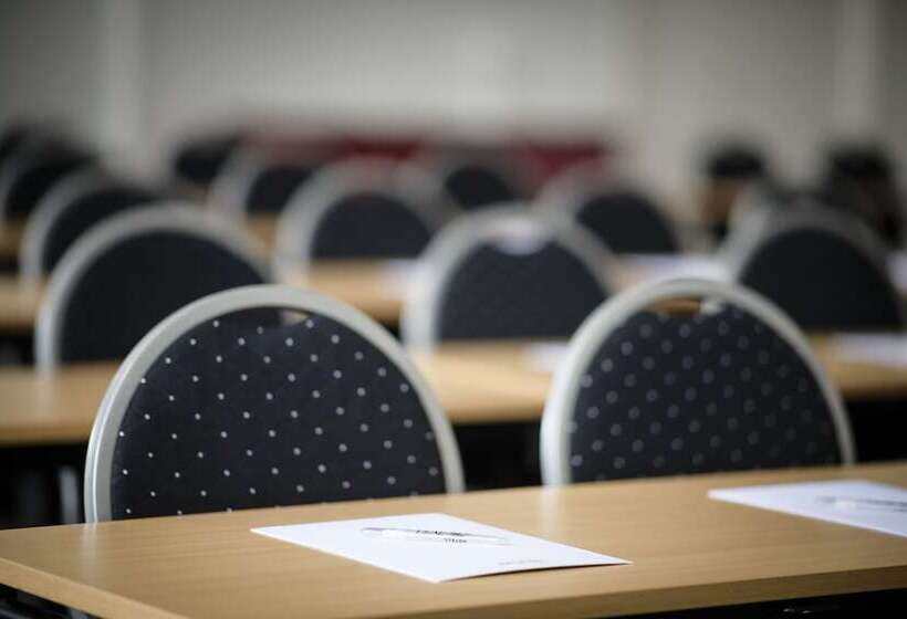 Hotel L Alfred Nobel