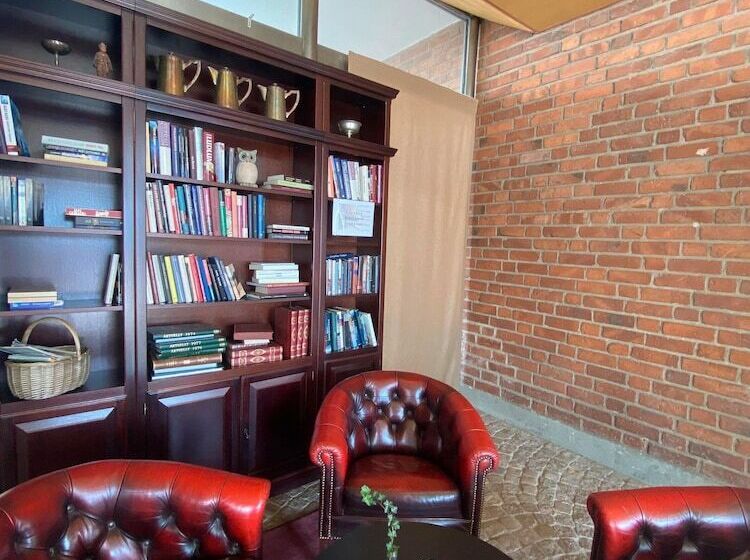 Hotel L Alfred Nobel