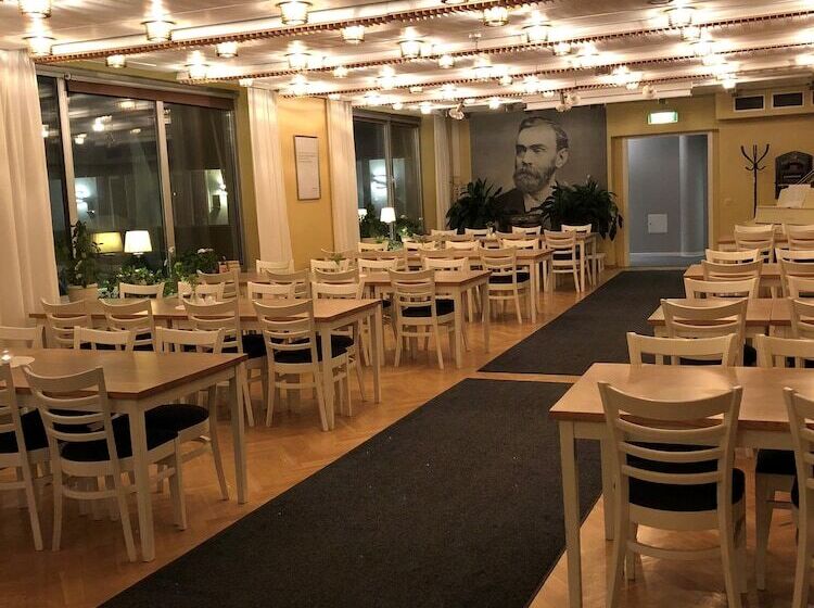 Hotel L Alfred Nobel