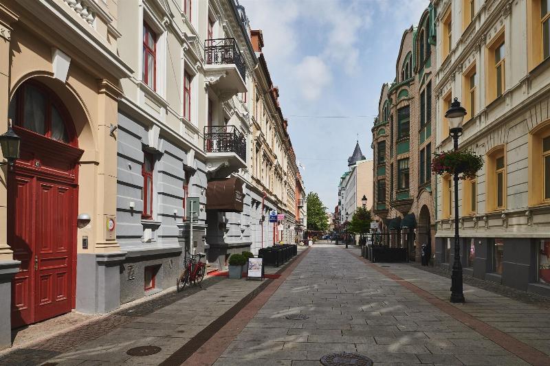 בית מלון כפרי L Stadsparken